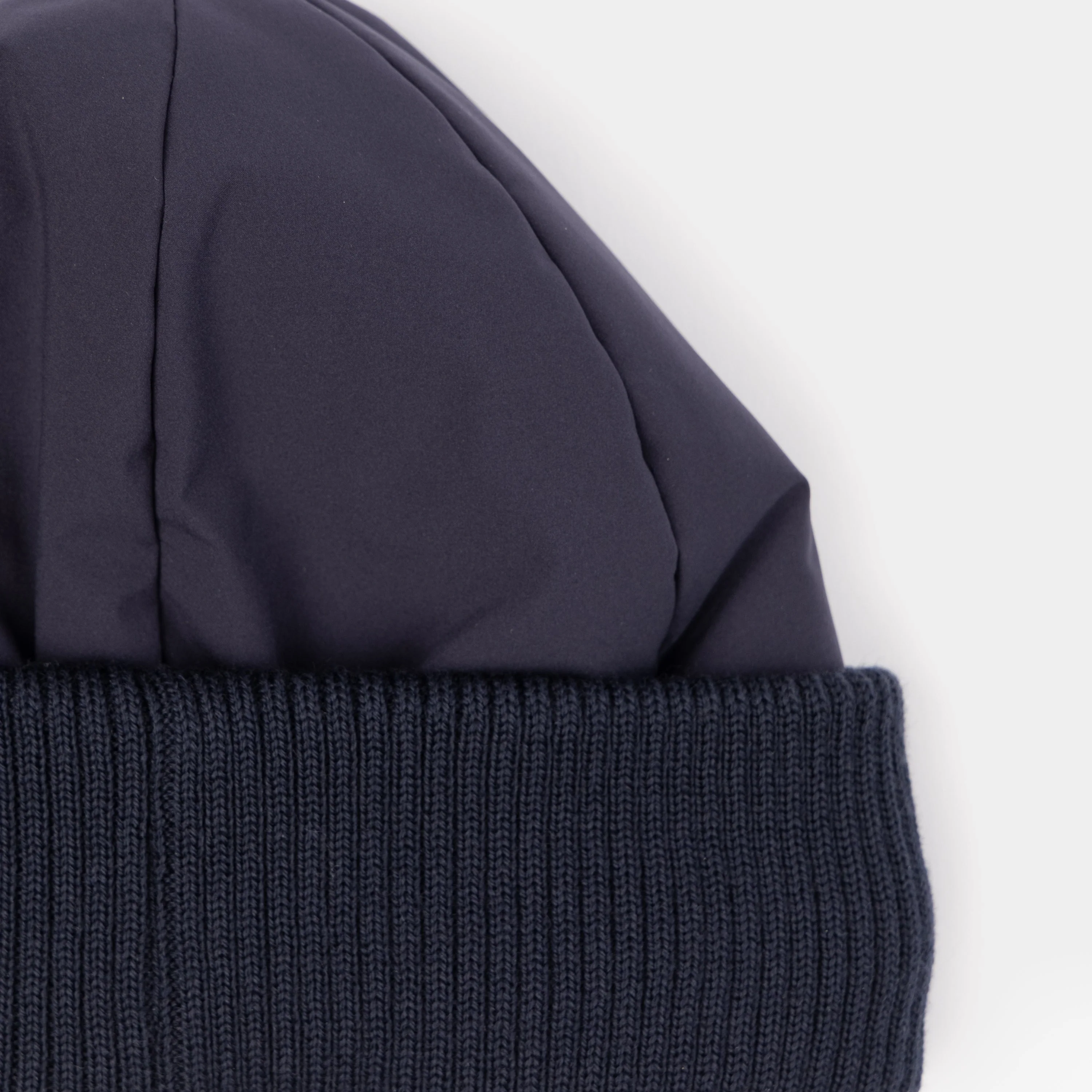 Airlite Down Padded Beanie - Image 7